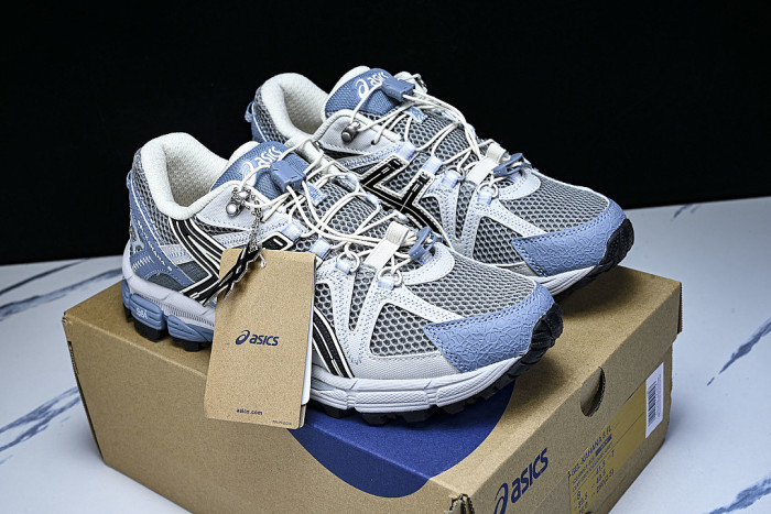 1203B031-028 GEL-KAHANA 8 LOW-TOP RUNNING SHOES GREY/BLUE/BLACK