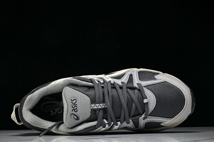 1011B109-029 GEL-KAHANA 8 LOW-TOP RUNNING SHOES GREY/BLACK