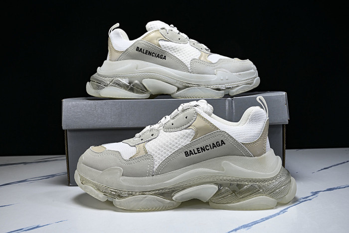 W2FB1-9000 TRIPLE S RETRO CASUAL RUNNING SHOES WHITE/WHITE/WHITE