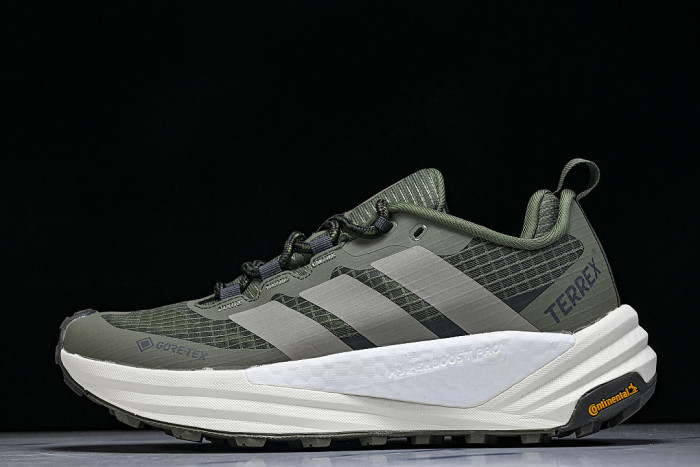 KI8276 FREEHIKER 3 LOW GTX LOW-TOP RUNNING SHOES GREEN/GREEN/GREEN