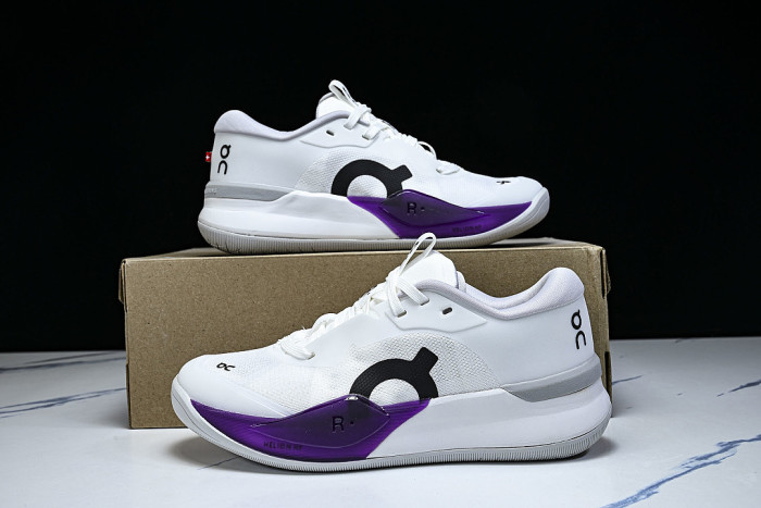 3WG10316030 THE ROGER PRO 3 LOW-TOP TENNIS SHOES WHITE/PURPLE