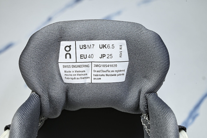 3MG10541020 ON RUNNING CLOUDHORIZON 2 GREY/BEIGE/BLUE