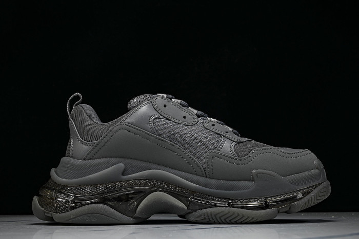 W2GA1-1801 TRIPLE S RETRO CASUAL RUNNING SHOES GREY/GREY/GREY
