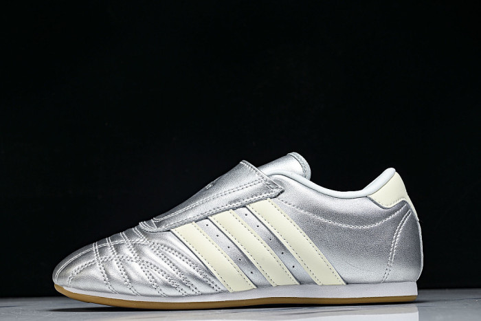 JS4023 TAEKWONDO SILVER METALLIC/OFF WHITE/GUM