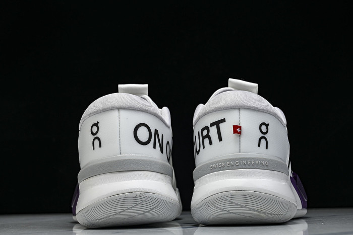 3WG10316030 THE ROGER PRO 3 LOW-TOP TENNIS SHOES WHITE/PURPLE