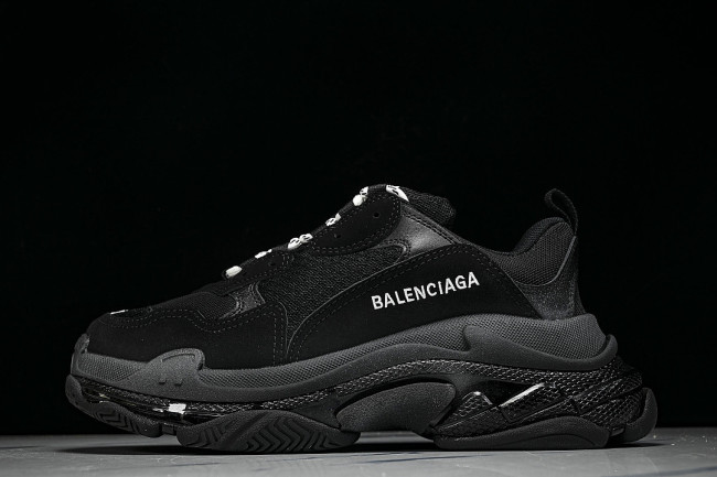 W2FB1-1000 TRIPLE S RETRO CASUAL RUNNING SHOES BLACK/GREY/BLACK