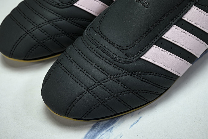 JR4960 TAEKWONDO LOW-TOP TRAINING SHOES BLACK/PINK/BLACK