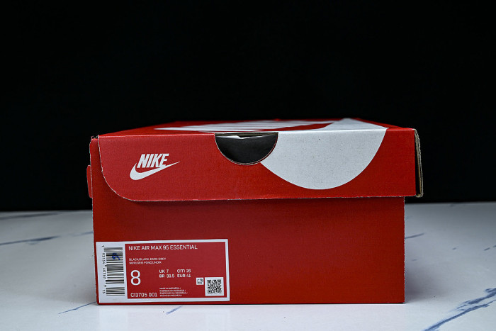 CI3705-001 AIR MAX 95 ESSENTIAL BLACK/BLACK/DARK GREY