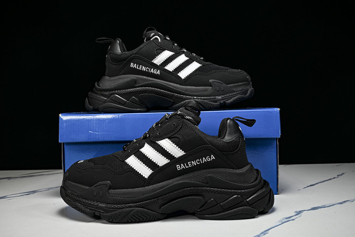 W2ZB2-1090 BALENCIAGA TRIPLE S RETRO DAD SHOES BLACK/INKINESS