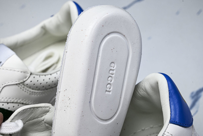 CHUNKY B THICK SOLED CASUAL SNEAKERS WITH EMBOSSED CARAMEL COLORED COOKIES WHITE/PURE WHITE