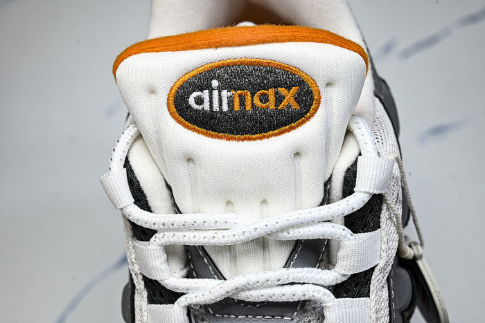 IM5988-010 AIR MAX 95 ANTI SLIP AIR CUSHIONED RUNNING SHOES WHITE/LIGHT GRAY/BLACK