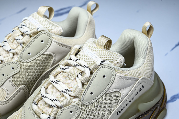 W2GA1-9100 TRIPLE S RETRO CASUAL RUNNING SHOES YELLOW/WHITE/GREY