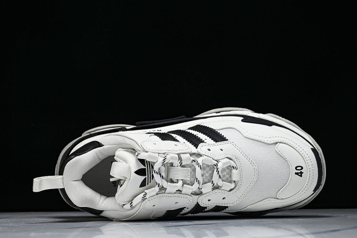 W2ZB1-9112 BALENCIAGA TRIPLE S RETRO DAD SHOES WHITE/BLACK