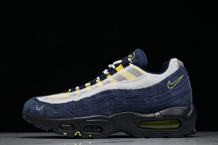 HQ8492-400 AIR MAX 95 SB OBSIDIAN / SPEED YELLOW