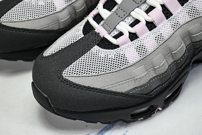 HJ5996-001 AIR MAX 95 OG BLACK/PINK FOAM/WHITE/REFLECTIVE SILVER