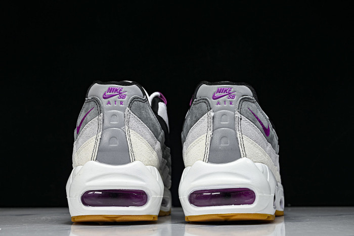 HF7545-100 AIR MAX 95 SB SUMMIT WHITE/PHOTON DUST/COOL GREY/CACTUS FLOWER/GUM YELLOW