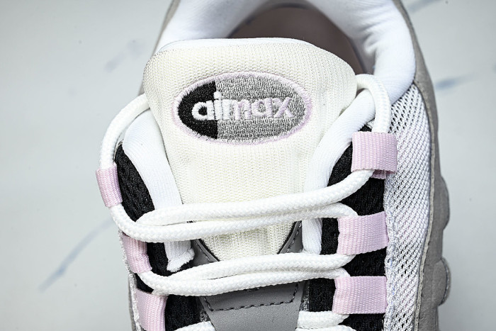 HJ5996-001 AIR MAX 95 OG BLACK/PINK FOAM/WHITE/REFLECTIVE SILVER
