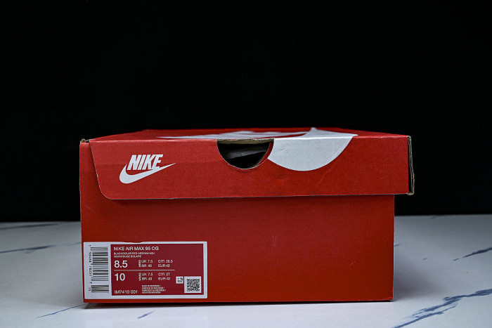 IM7410-001 AIR MAX 95 ANTI SLIP AIR CUSHIONED RUNNING SHOES RED/LIGHT GRAY/BLACK