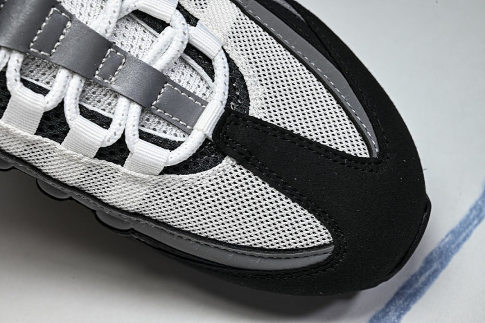 IM5988-010 AIR MAX 95 ANTI SLIP AIR CUSHIONED RUNNING SHOES WHITE/LIGHT GRAY/BLACK