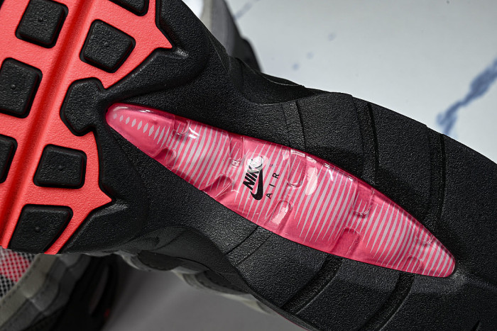 IM7410-001 AIR MAX 95 ANTI SLIP AIR CUSHIONED RUNNING SHOES RED/LIGHT GRAY/BLACK