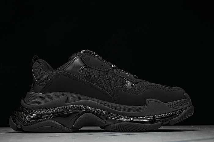 W1FB3-1001 TRIPLE S RETRO CASUAL RUNNING SHOES BLACK/BLACK/BLACK