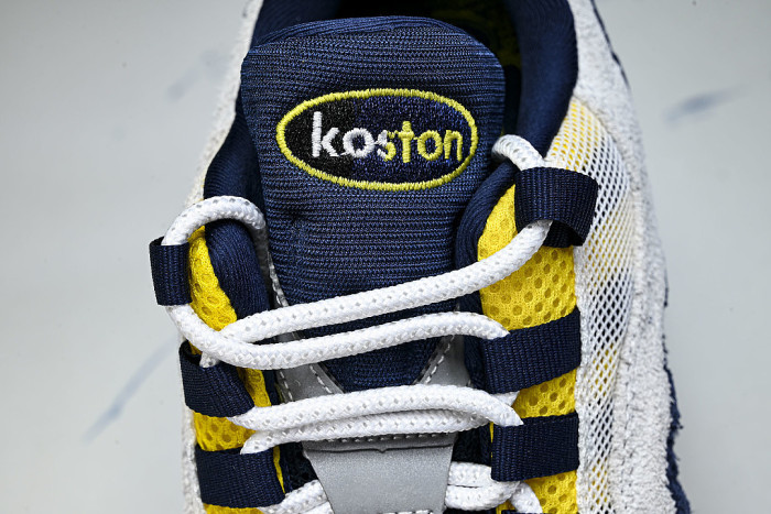 HQ8492-400 AIR MAX 95 SB OBSIDIAN / SPEED YELLOW