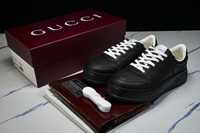 CHUNKY B THICK SOLED CASUAL SNEAKERS WITH EMBOSSED CARAMEL COLORED COOKIES BLACK/INKINESS