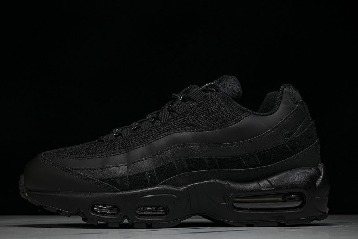 CI3705-001 AIR MAX 95 ESSENTIAL BLACK/BLACK/DARK GREY