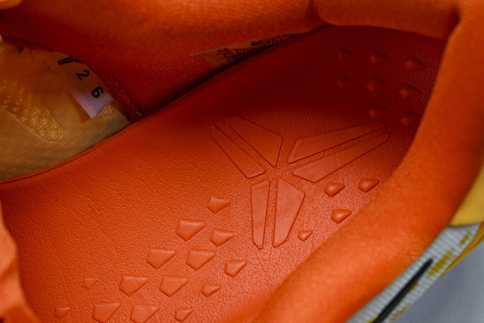 IO6259-800 KOBE 8 PROTRO SHANGHAI FIREWORKS ORANGE/LIGHT ORANGE