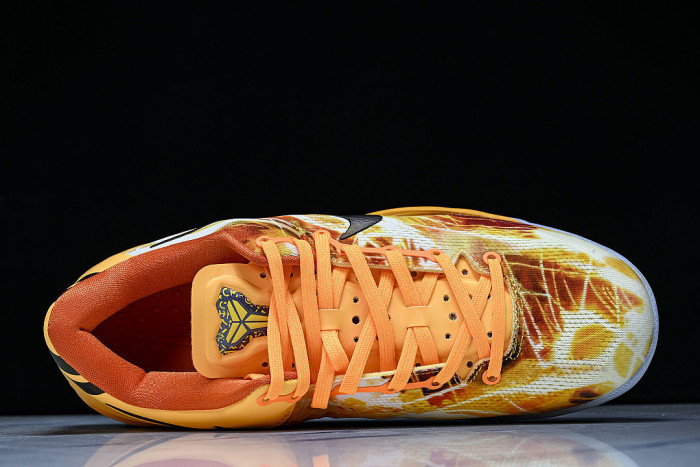 IO6259-800 KOBE 8 PROTRO SHANGHAI FIREWORKS ORANGE/LIGHT ORANGE