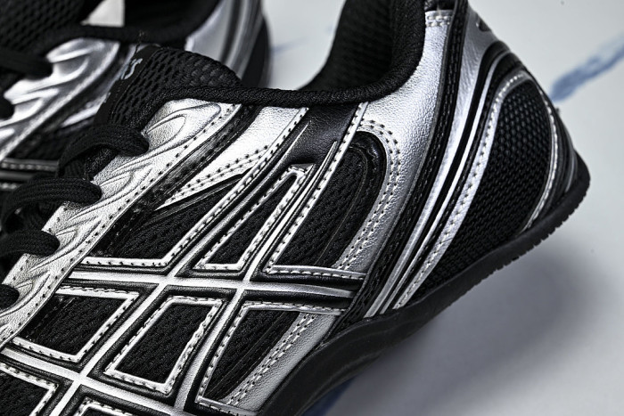1203B126-001 GEL PHAI Z COMFORTABLE AND BREATHABLE DEXUN CASUAL LIFE SHOES SILVER/BLACK