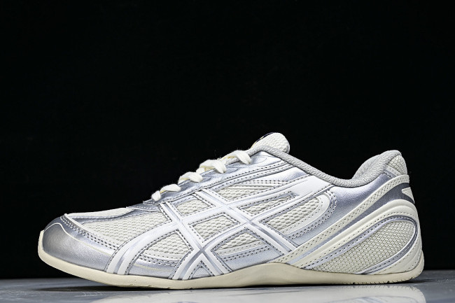 1203B126-100 GEL-PHAI Z LEISURE LIFESTYLE SHOES BEIGE/SILVER
