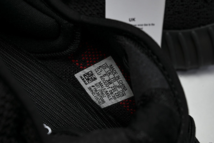 CP9652 YEEZY BOOST 350 V2 CORE BLACK/CORE BLACK/RED