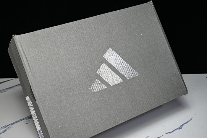 KH8439 ADIZERO ADIOS PRO 4 CORE BLACK/GREY FIVE/GREY THREE
