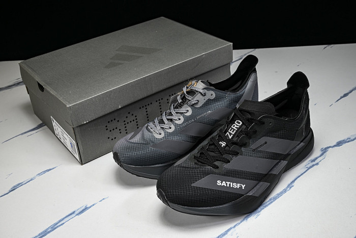 KH8439 ADIZERO ADIOS PRO 4 CORE BLACK/GREY FIVE/GREY THREE