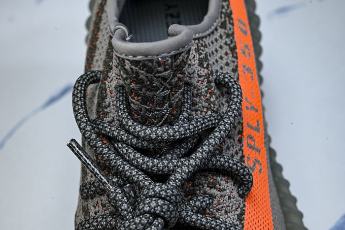 BB1826 YEEZY BOOST 350 V2 STEEPLE GRAY/BELUGA/SOLAR RED