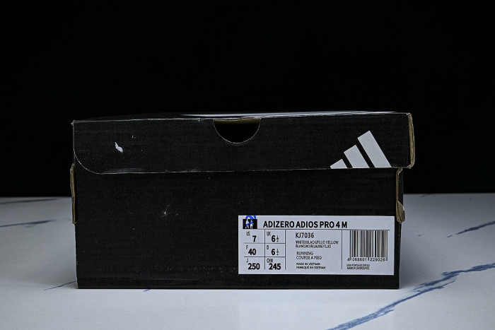 KJ7036 ADIZERO ADIOS 4 M LOW-TOP RUNNING SHOES WHITE/GREY/GREEN