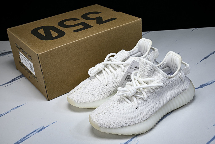 CP9366 YEEZY BOOST 350 V2 CREAM/WHITE