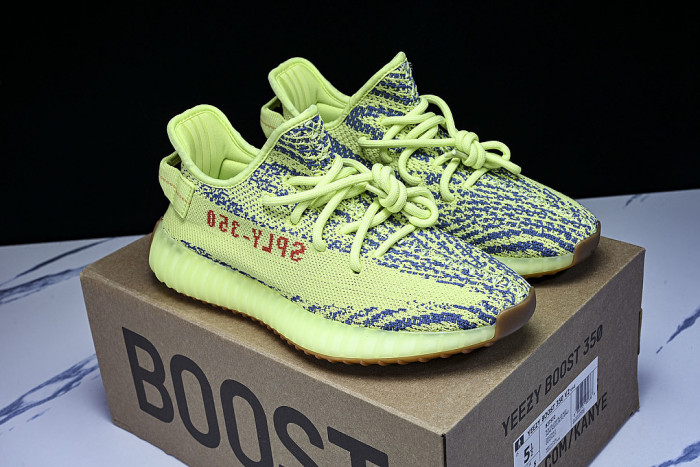 B37572 YEEZY BOOST 350 V2 SEMI FROZEN YELLOW/RAW STEEL/RED