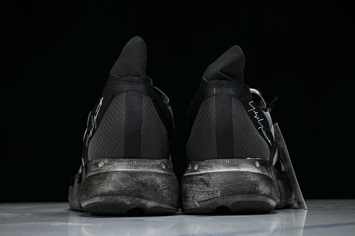 KI7128 Y-3 ADIOS PRO 4 BLACK/OFF WHITE/GREY FIVE
