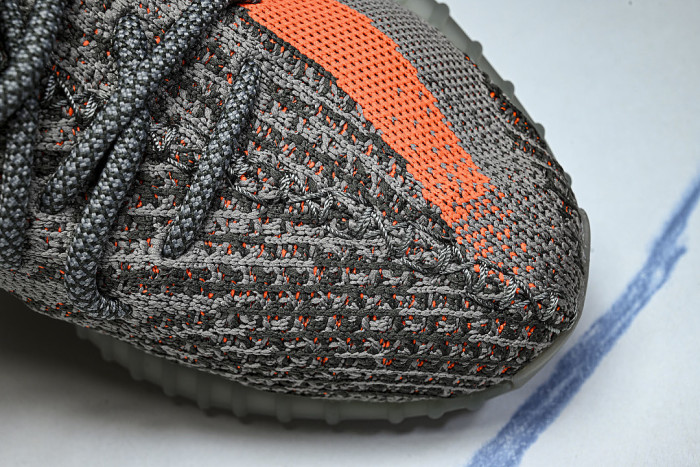 BB1826 YEEZY BOOST 350 V2 STEEPLE GRAY/BELUGA/SOLAR RED