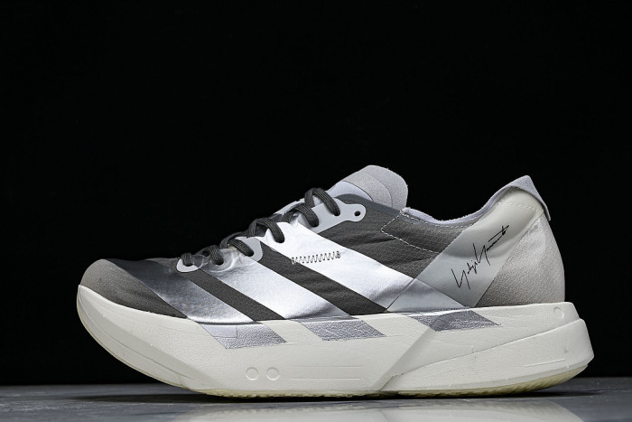 KZ9045 Y-3 ADIOS PRO 4 CHALK WHITE/SILVER METALLIC/LIGHT SOLID GREY