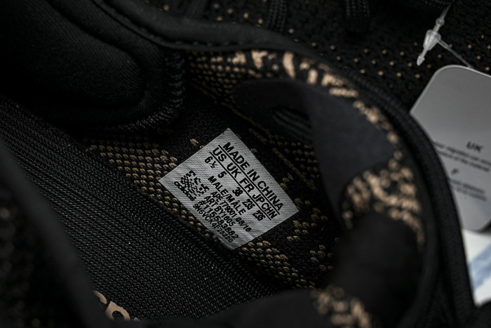 BY1605 YEEZY BOOST 350 V2 CORE BLACK/COPPER/CORE BLACK