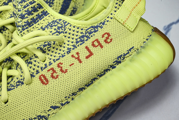 B37572 YEEZY BOOST 350 V2 SEMI FROZEN YELLOW/RAW STEEL/RED