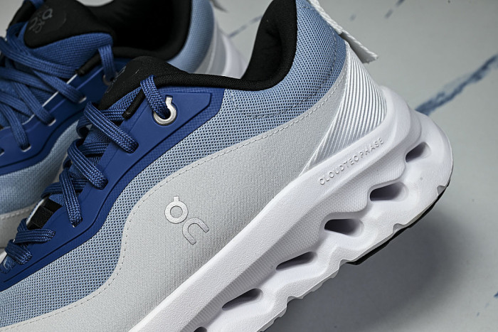ON X THE SECOND GENERATION SERIES OF CASUAL RUNNING SHOES NAVY BLUE/GREY