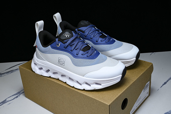 ON X THE SECOND GENERATION SERIES OF CASUAL RUNNING SHOES NAVY BLUE/GREY