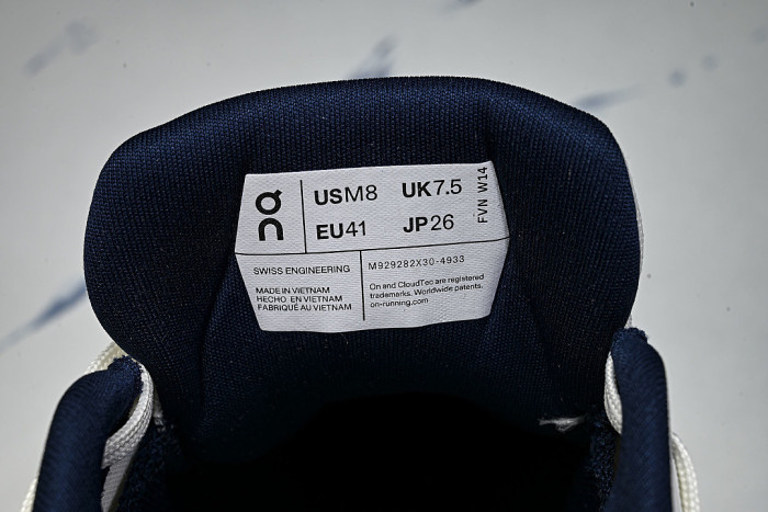 ON X THE SECOND GENERATION SERIES OF CASUAL RUNNING SHOES LIGHT GRAY/GREY