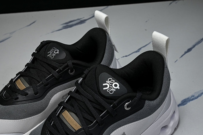 ON X THE SECOND GENERATION SERIES OF CASUAL RUNNING SHOES LIGHT GRAY/GREY