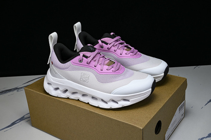 ON X THE SECOND GENERATION SERIES OF CASUAL RUNNING SHOES LIGHT PINK/LIGHT GRAY