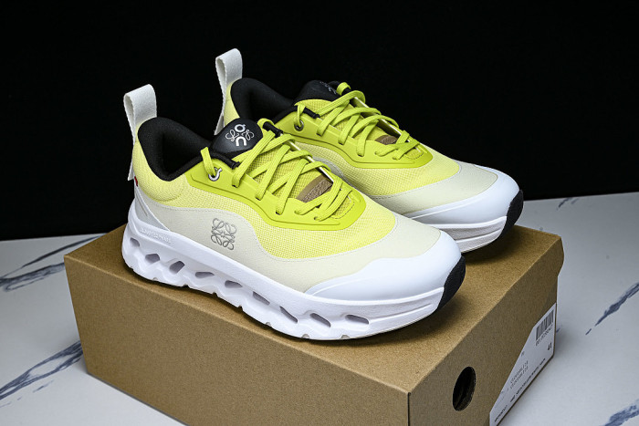 ON X THE SECOND GENERATION SERIES OF CASUAL RUNNING SHOES YELLOW/LEMON YELLOW